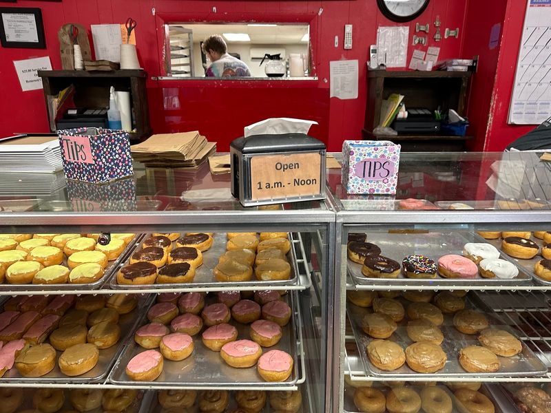 Dan's Variety Bakery, Kokomo, IN