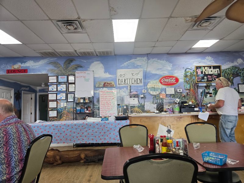 Dat Kitchen Too, Waveland, MS