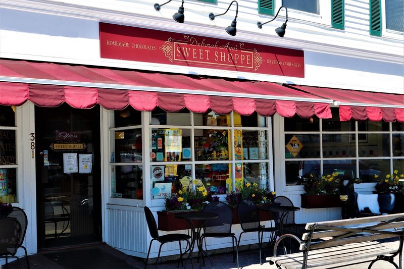 Deborah Ann's Sweet Shoppe, Ridgefield, CT