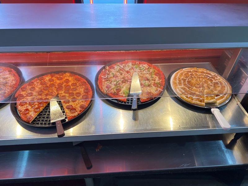 Deep Dish and Cauliflower Detours Deep Dish and Cauliflower Detours