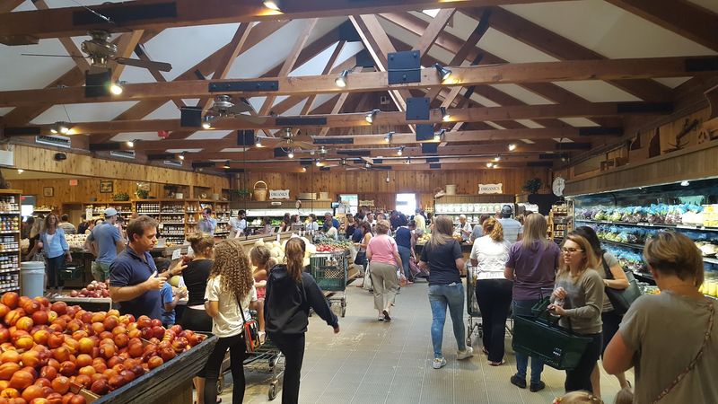 Delicious Orchards, Colts Neck