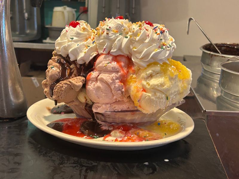 Desserts Built for Sharing Desserts Built for Sharing