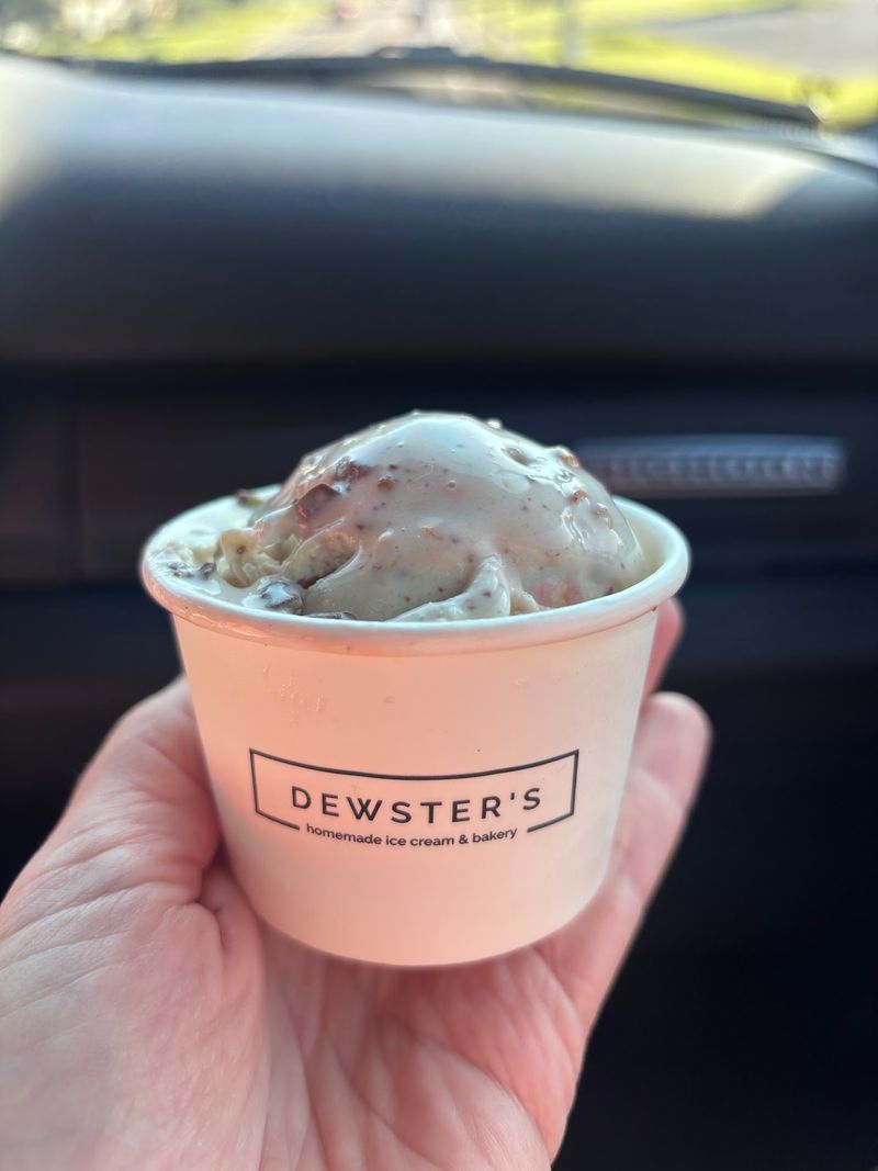 Dewster's Homemade Ice Cream & Bakery, Elizabethtown, KY