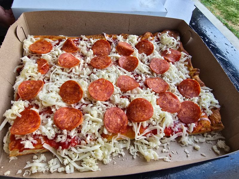 DiCarlo's Pizza - Columbus, Columbus, OH