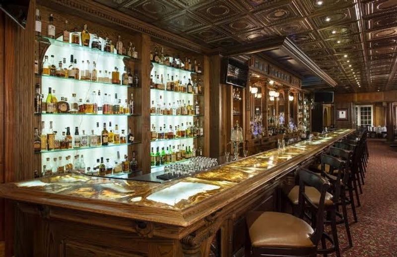 Dining, Pampering, and Everyday Comforts