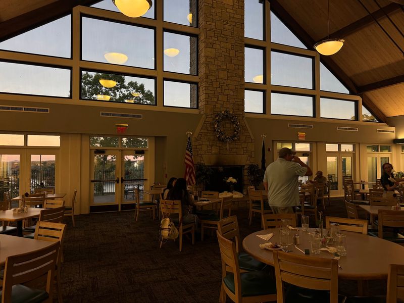 Dining With The Lake In View