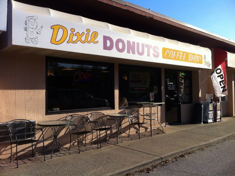 Dixie Donut Shop, Norwich, CT Dixie Donut Shop, Norwich, CT
