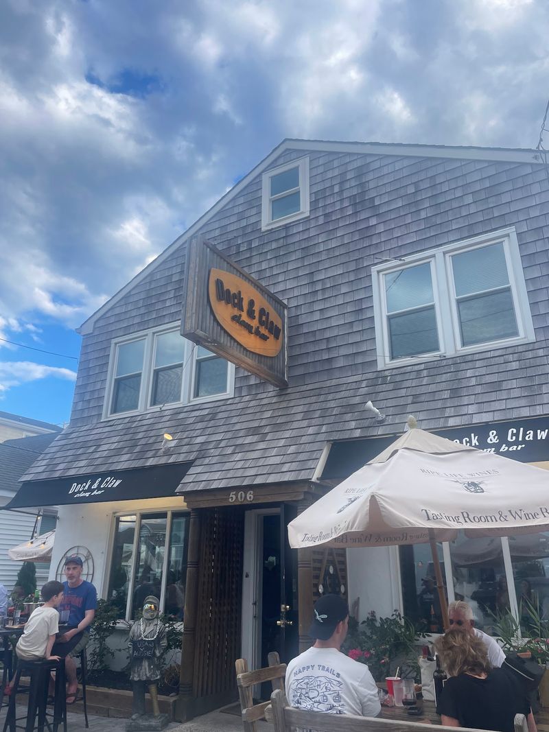 Dock & Claw Clam Bar, Beach Haven, NJ
