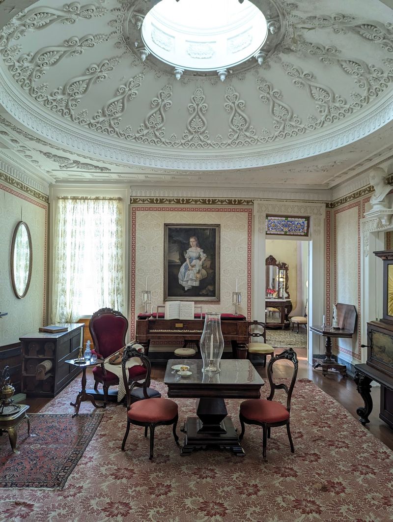 Domed Skylights and Clever Pocket Doors