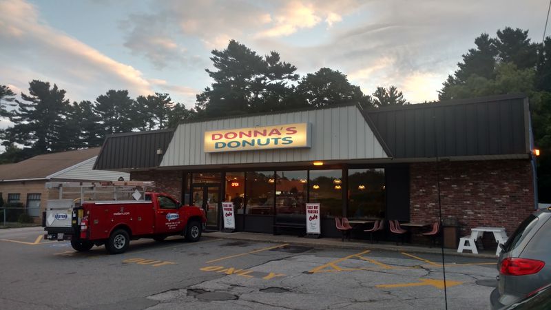 Donna's Donuts, Tewksbury, MA