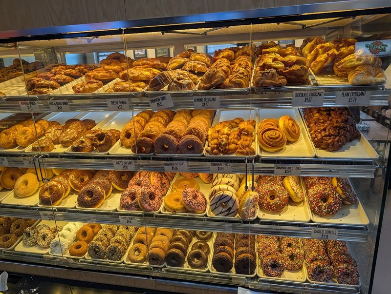 Donut Cases That Steal the Show Donut Cases That Steal the Show