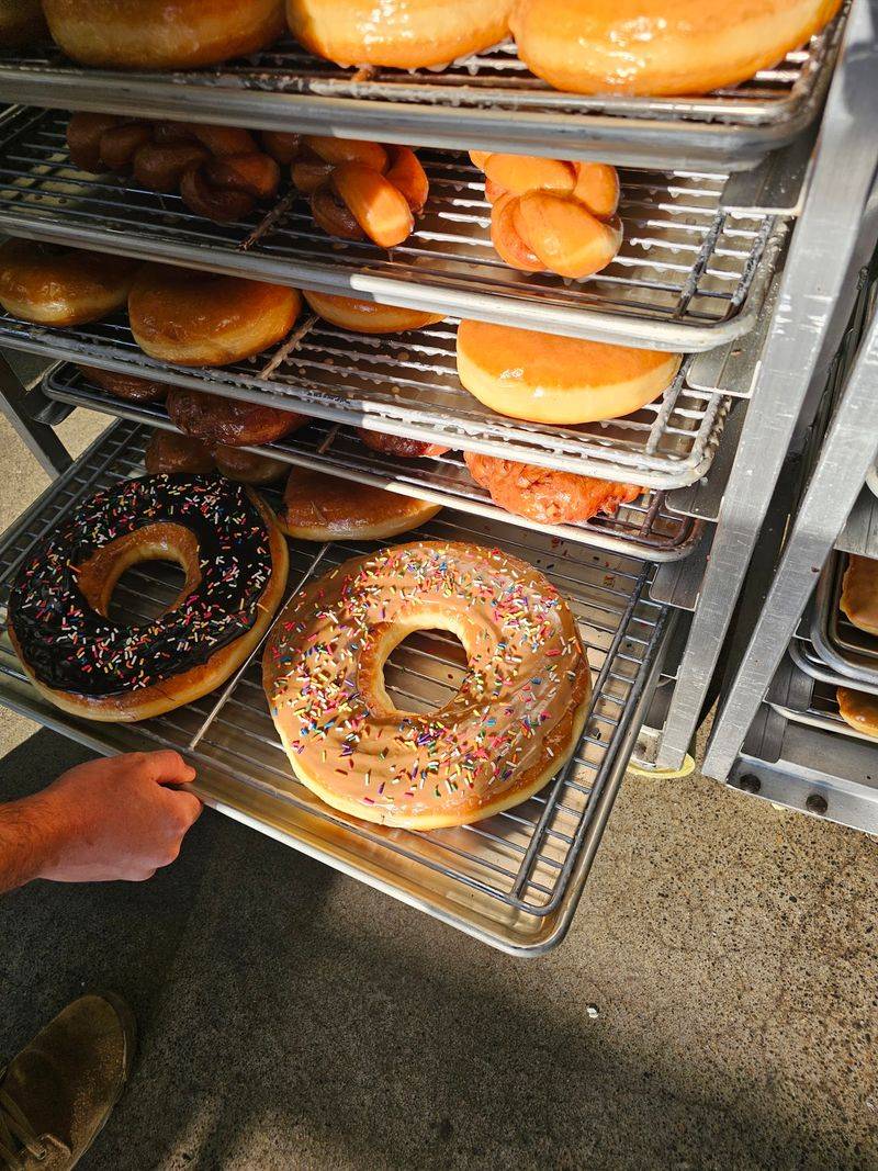 Donuts That Draw a Crowd