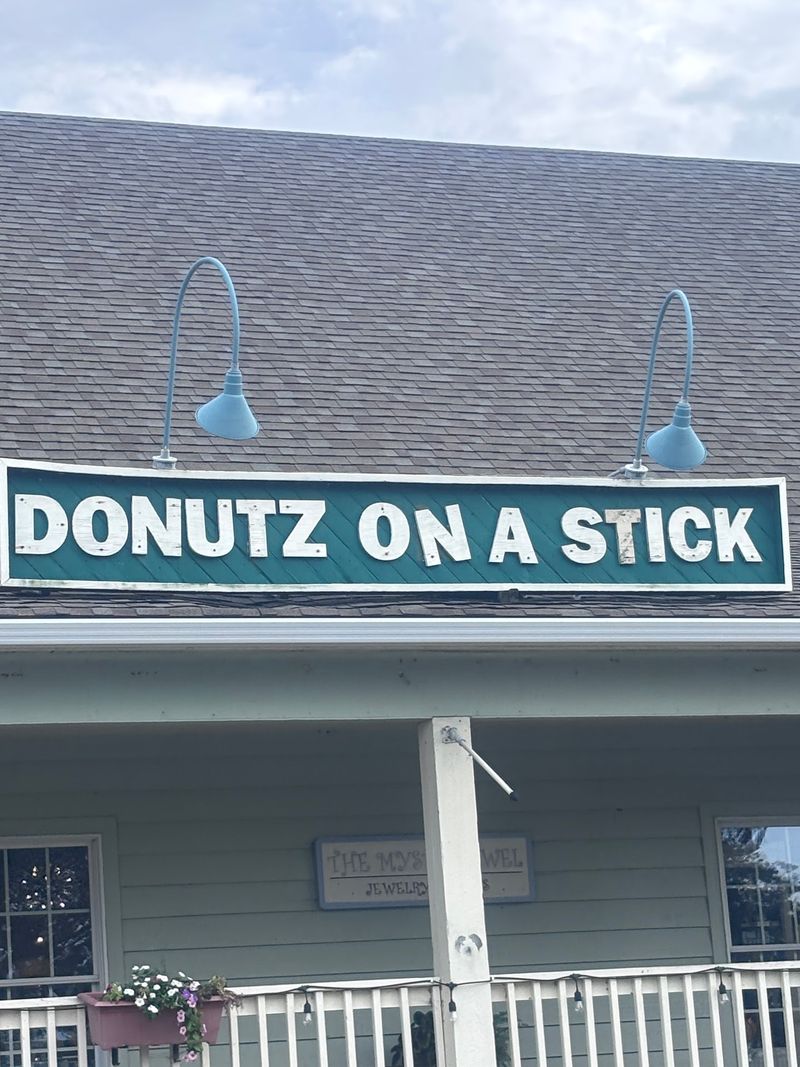 Donutz On a Stick and Ice Cream, Duck, NC Donutz On a Stick and Ice Cream, Duck, NC
