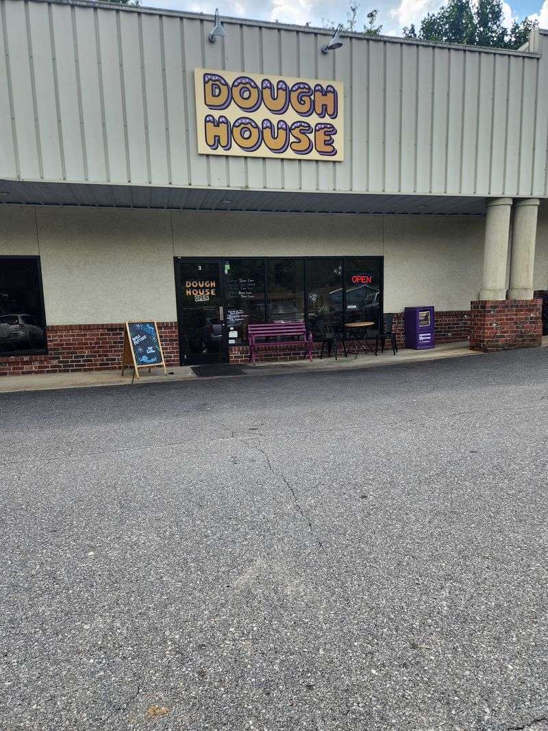 Dough House, Black Mountain, NC Dough House, Black Mountain, NC