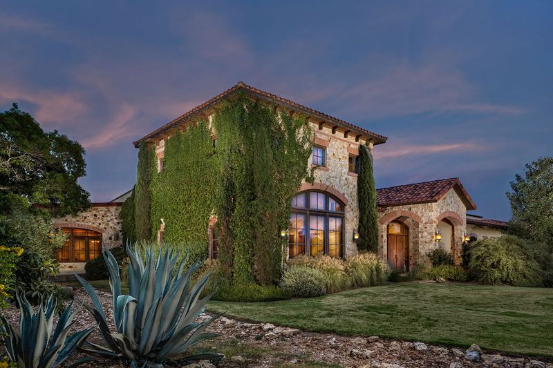 Duchman Family Winery, Driftwood, Texas