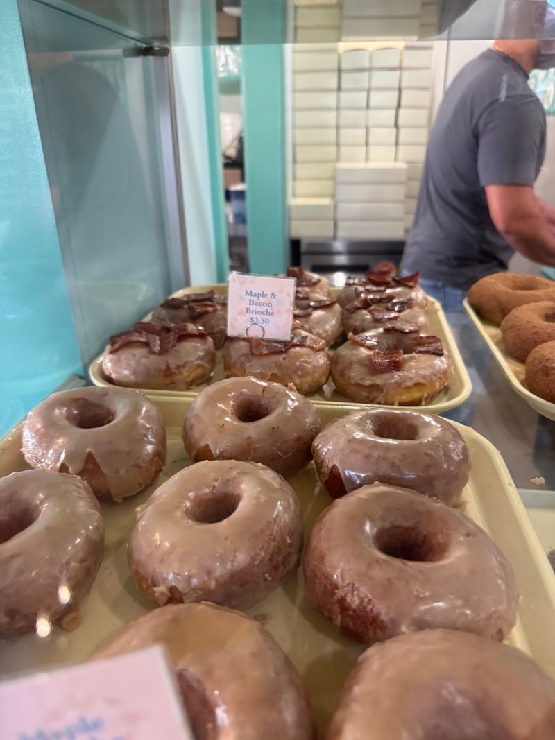 Dulce Dough Donuts & Bakery, St Simons Island, GA