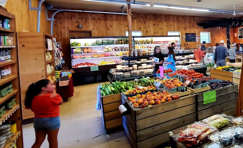 Dutch Country Farm Market, Spring City, PA