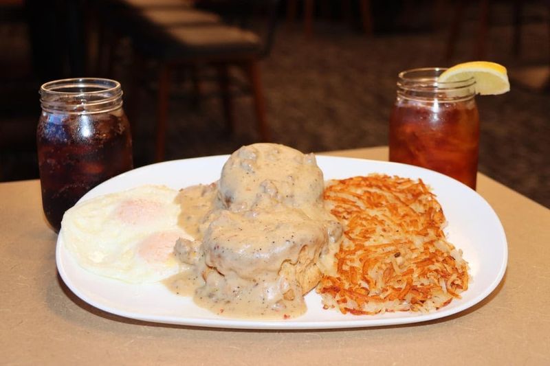 Eats That Run Around the Clock