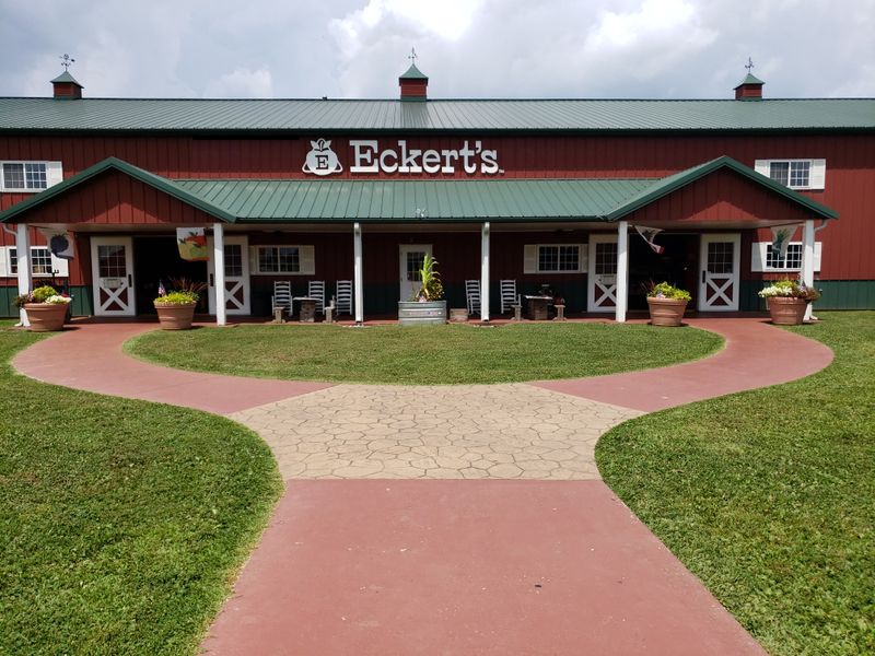 Eckert's Boyd Orchard, Versailles, KY
