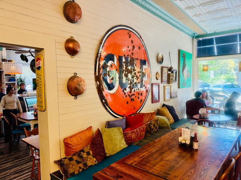 Eclectic Decor And Kitschy Dining Ware