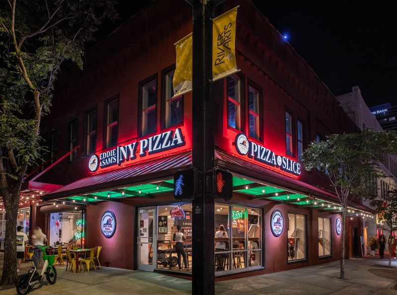 Eddie And Sam's N.Y Pizza, Tampa, FL