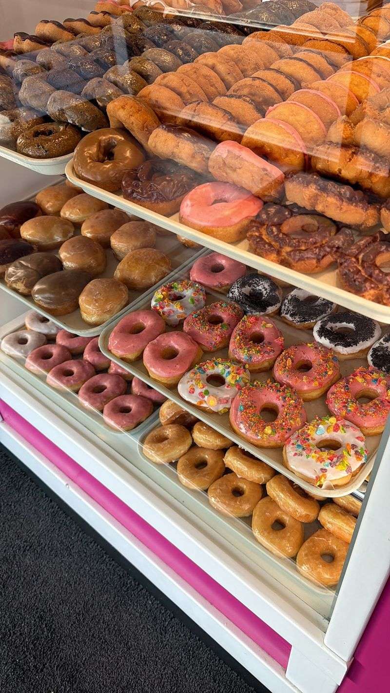 Ellianna's Donut Shop, Columbia, MO Ellianna's Donut Shop, Columbia, MO