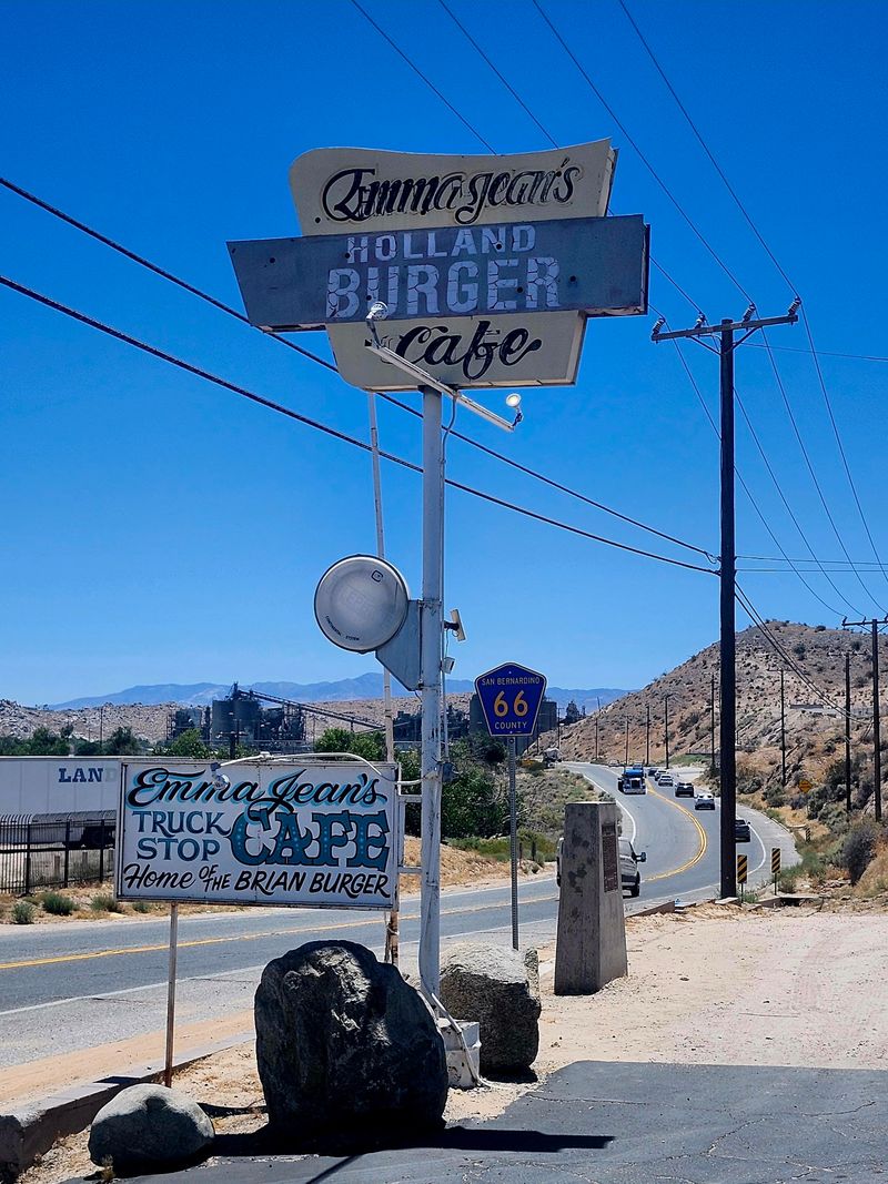 Emma Jean's Holland Burger Cafe, Victorville, CA