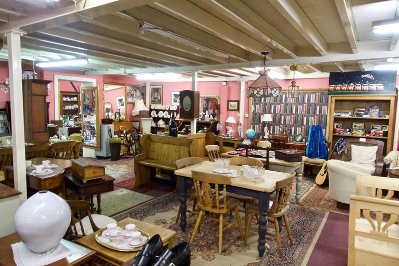 Essex Mainstream Antiques and Shops, Essex