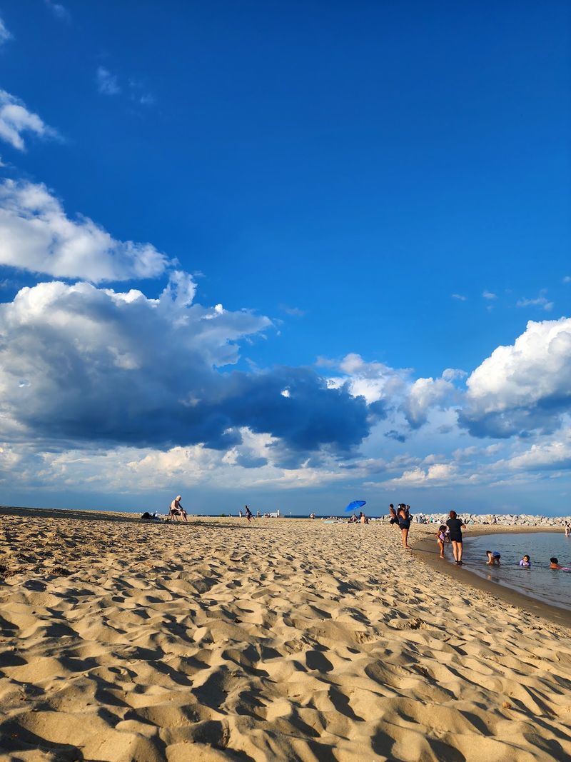 Family Days on the Midwest Ocean