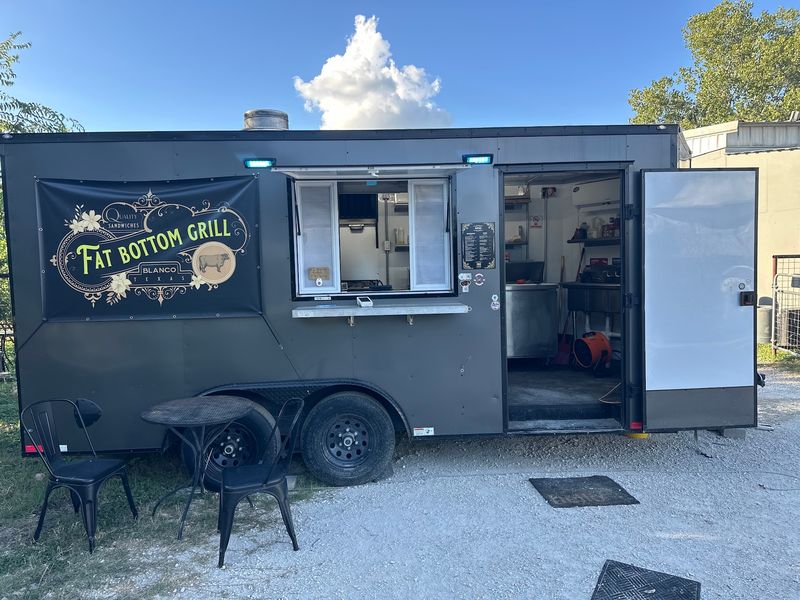 Fat Bottom Grill, Blanco, TX