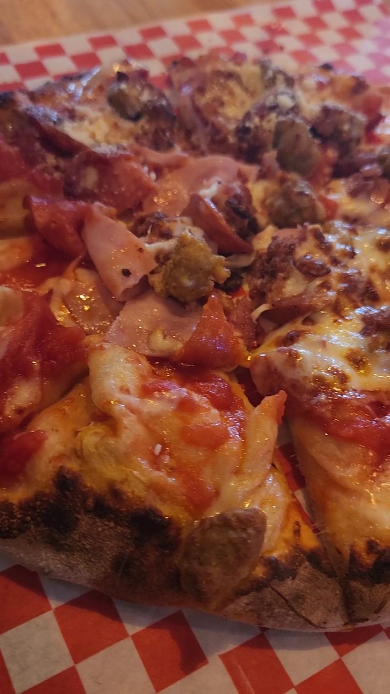 Fat Zach's Pizza - Downtown Puyallup, Puyallup, WA