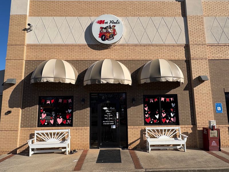 Finding the Diner in Social Circle Finding the Diner in Social Circle