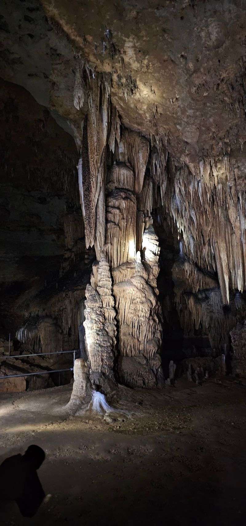 Fisher Cave And Its Guided Descent