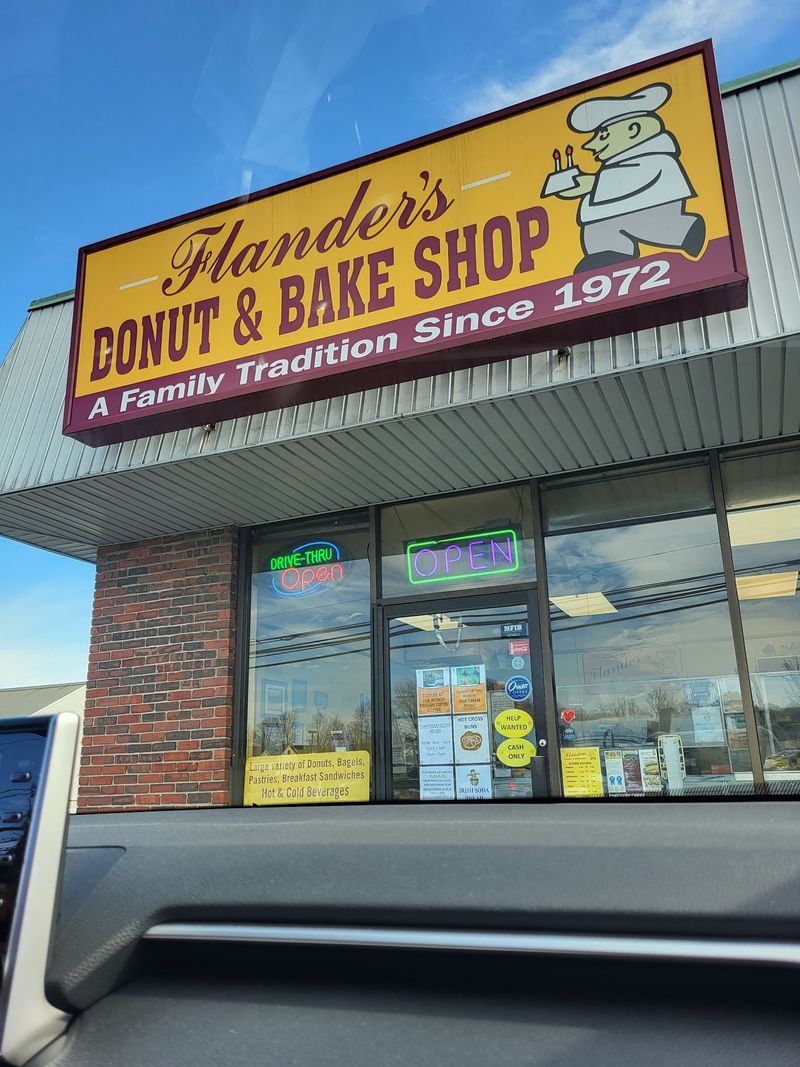 Flanders Donut & Bake Shop, East Lyme, CT