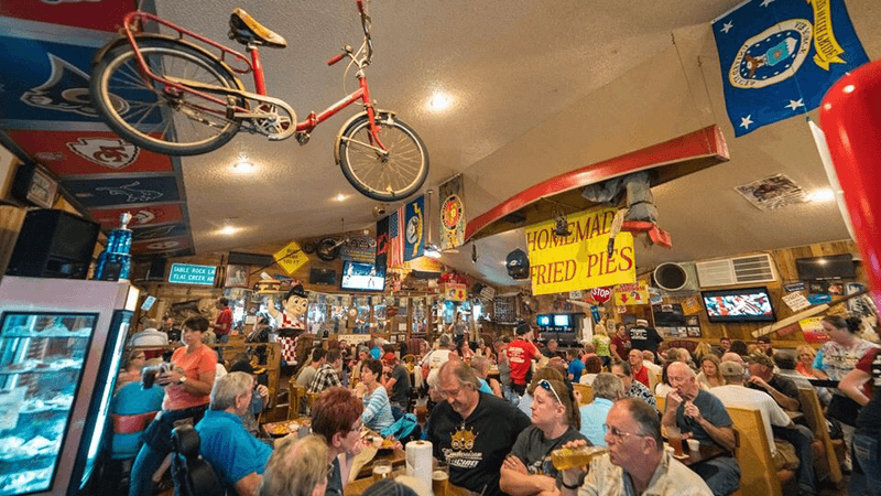 Flat Creek Restaurant, Cape Fair, MO