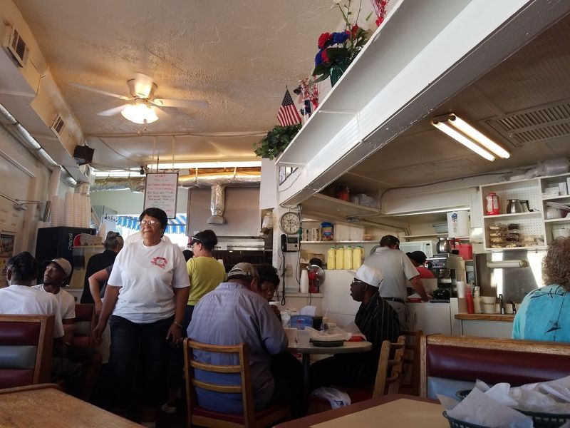Flo's Kitchen, Wilson, NC