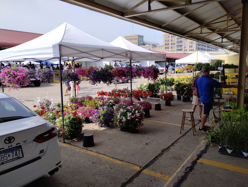 Flowers And Bouquets By The Armful