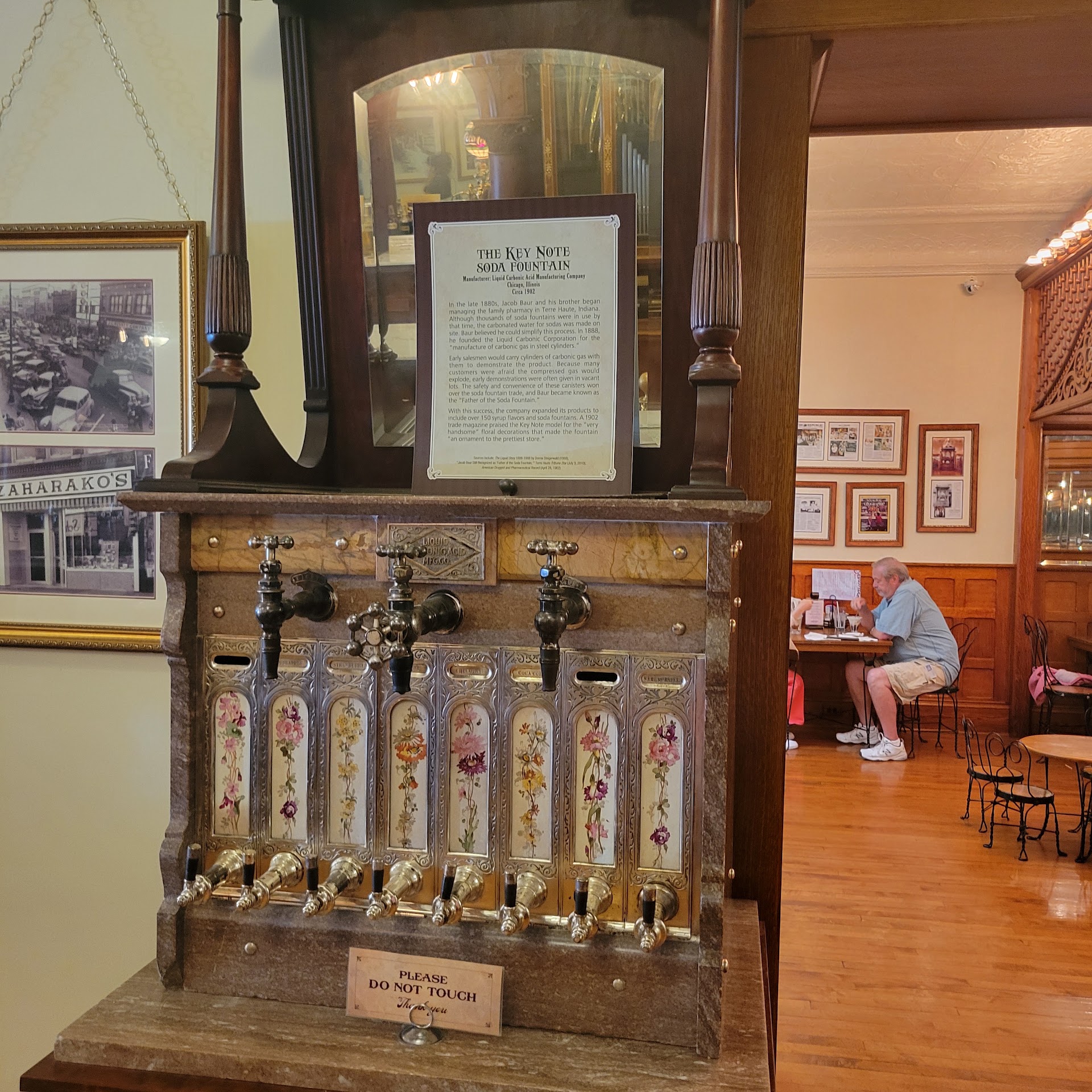 Fountain Drinks Mixed The Old Way