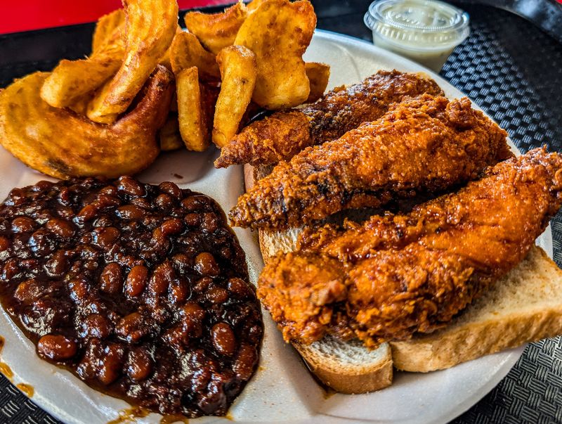 Fowl Play Hot Chicken, Gallatin, TN