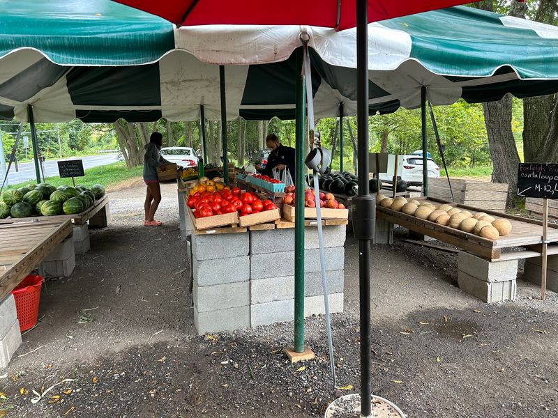 Foxleigh Farm Produce Stand, Owings Mills, MD Foxleigh Farm Produce Stand, Owings Mills, MD