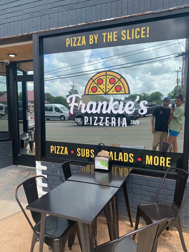Frankie's Pizzeria, Sparta, TN