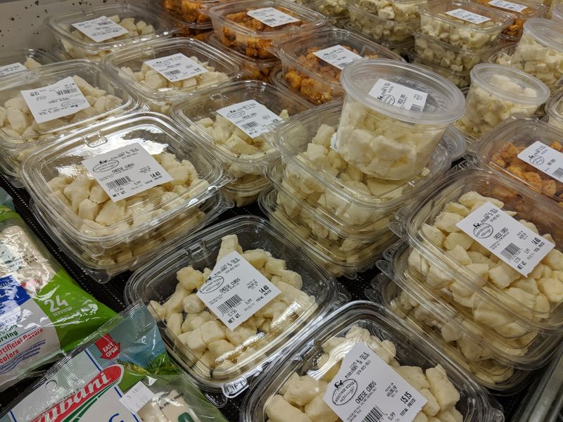 Fresh Curds and Cheddar Fans Fresh Curds and Cheddar Fans
