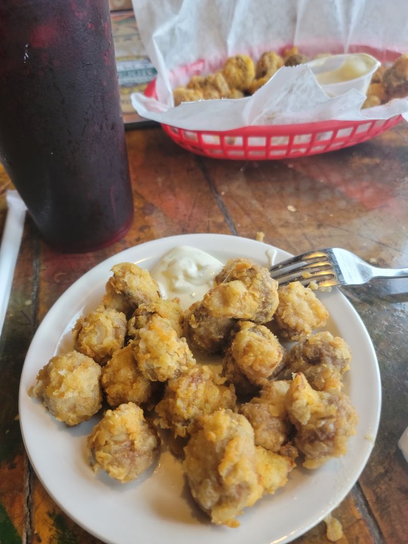 Fried Mushrooms and Shareable Starters