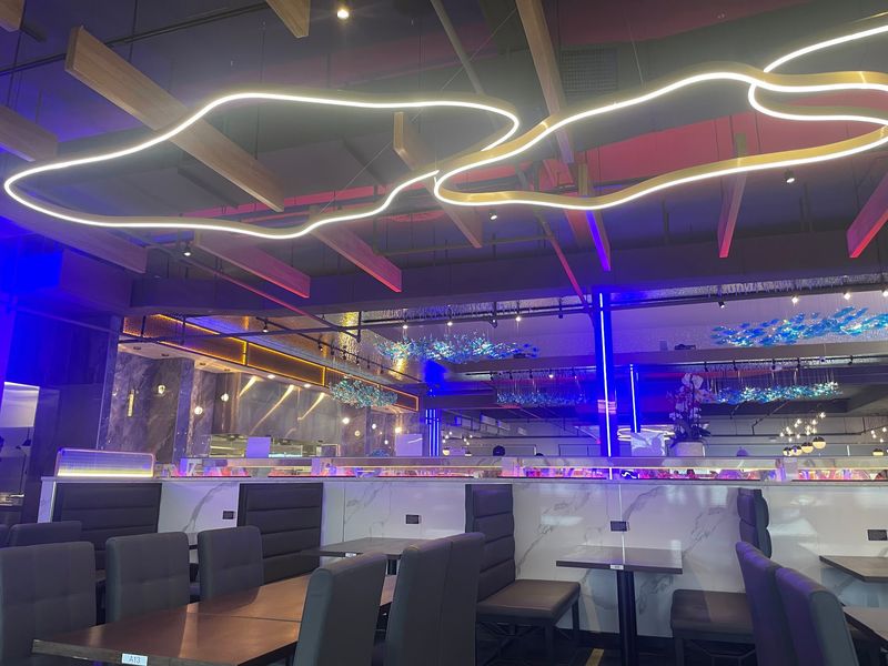 From Greek Diner to Seafood Showroom From Greek Diner to Seafood Showroom
