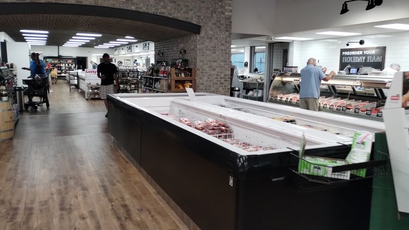 From Small Market to Sprawling Store From Small Market to Sprawling Store