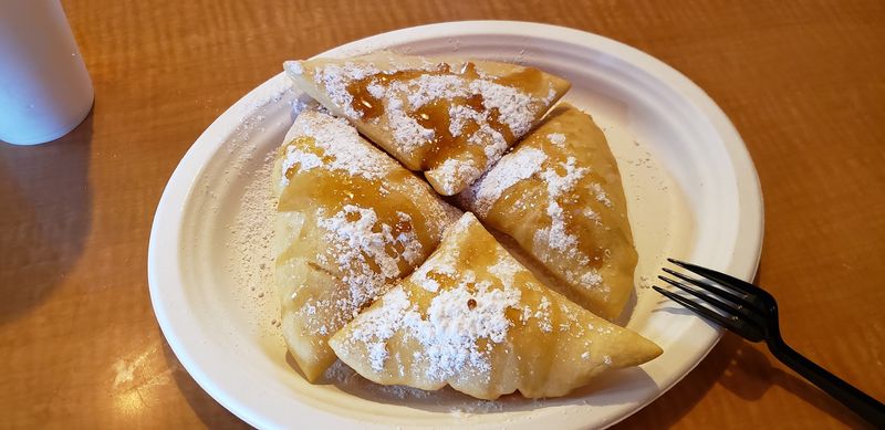 Fry Bread That Draws a Crowd Fry Bread That Draws a Crowd