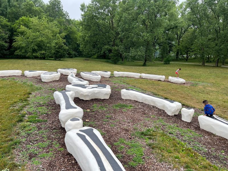 Funky Bones And Free Basket, The Park's Icons