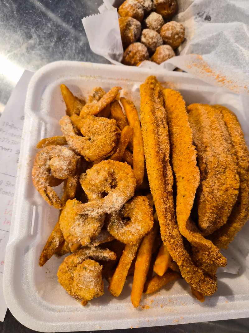 GJ Fish & Chicken Restaurant, Kansas City, KS GJ Fish & Chicken Restaurant, Kansas City, KS