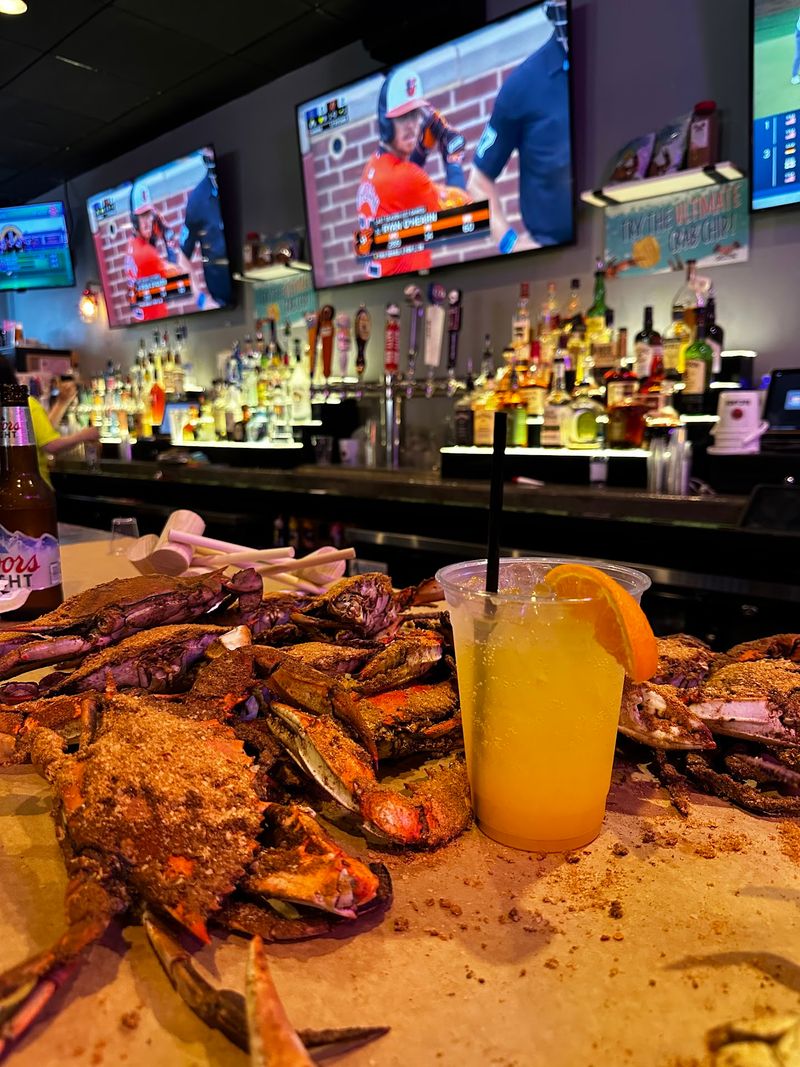 Game Days and the Sports Bar Buzz Game Days and the Sports Bar Buzz
