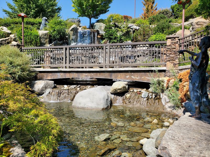 Gardens That Grow Nearly Year-Round